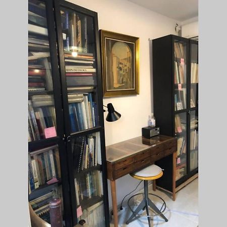 Exarcheia: Independent Ground Floor House. Apartment Атина Екстериор снимка